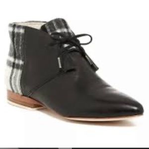 Bundle 3 for $30 Matt Bernson garçon bootie 6.5 black white wool leather